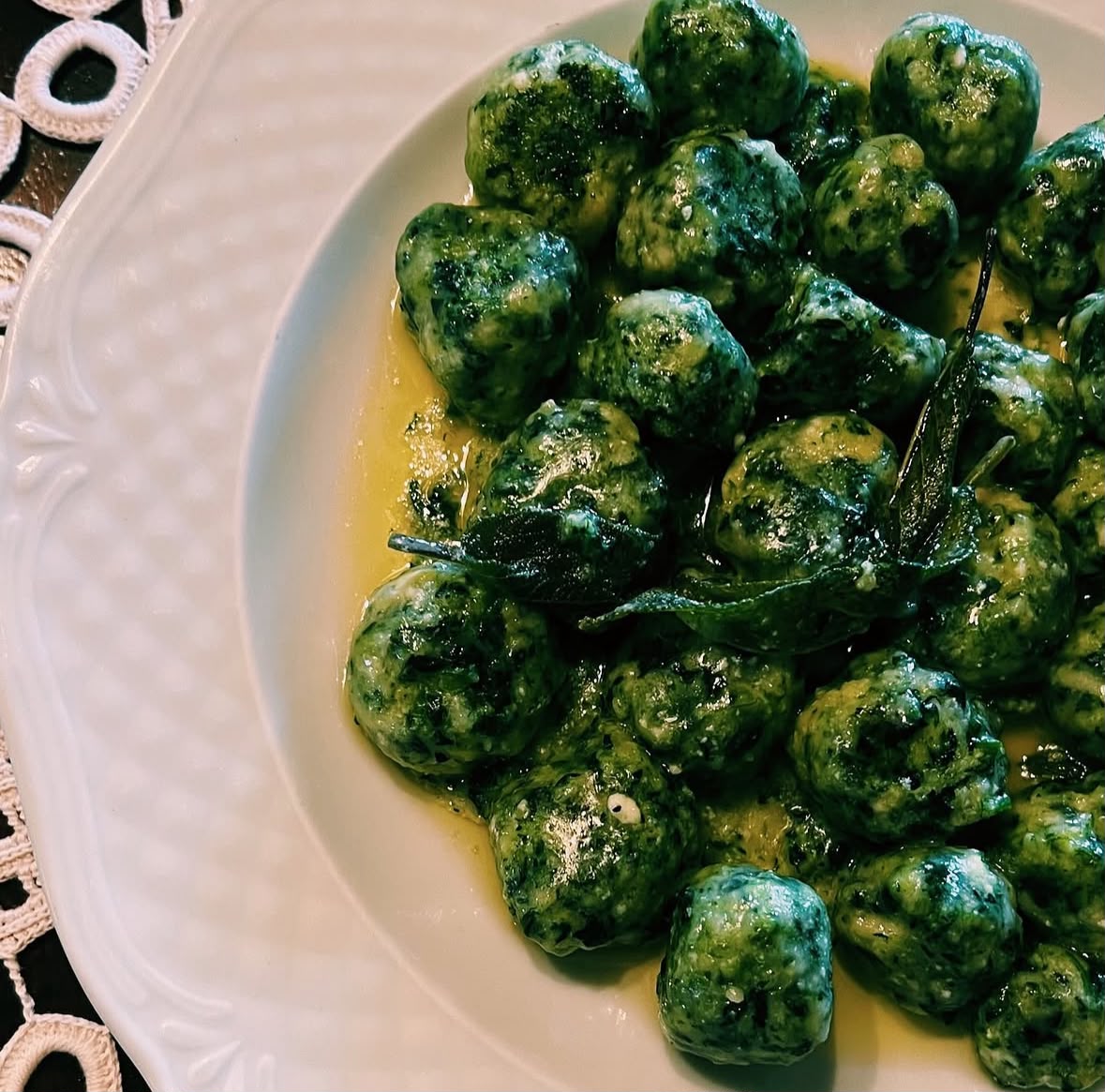 Gnocchi verdi al burro e salvia